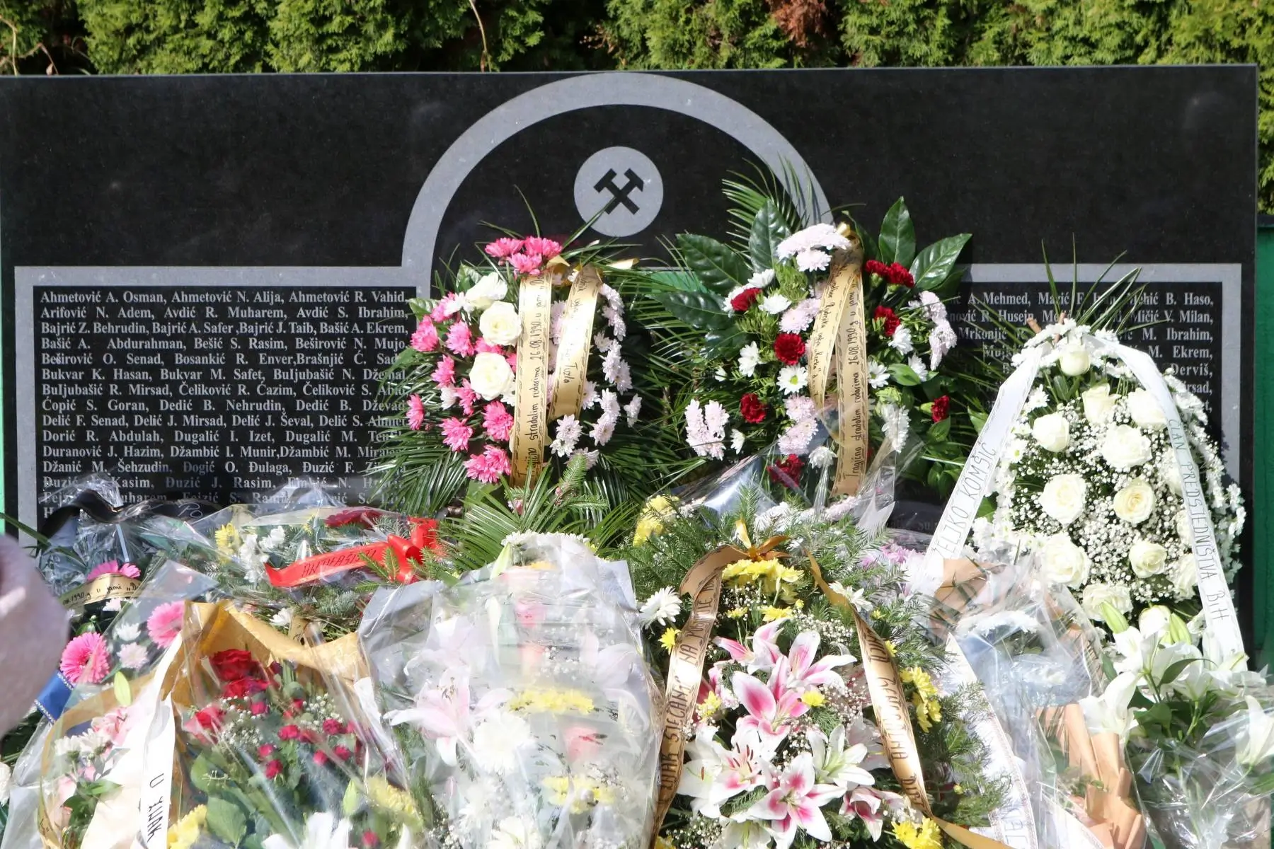 Vlada TK odala počast rudarima stradalim u jami „Dobrnja–Jug“